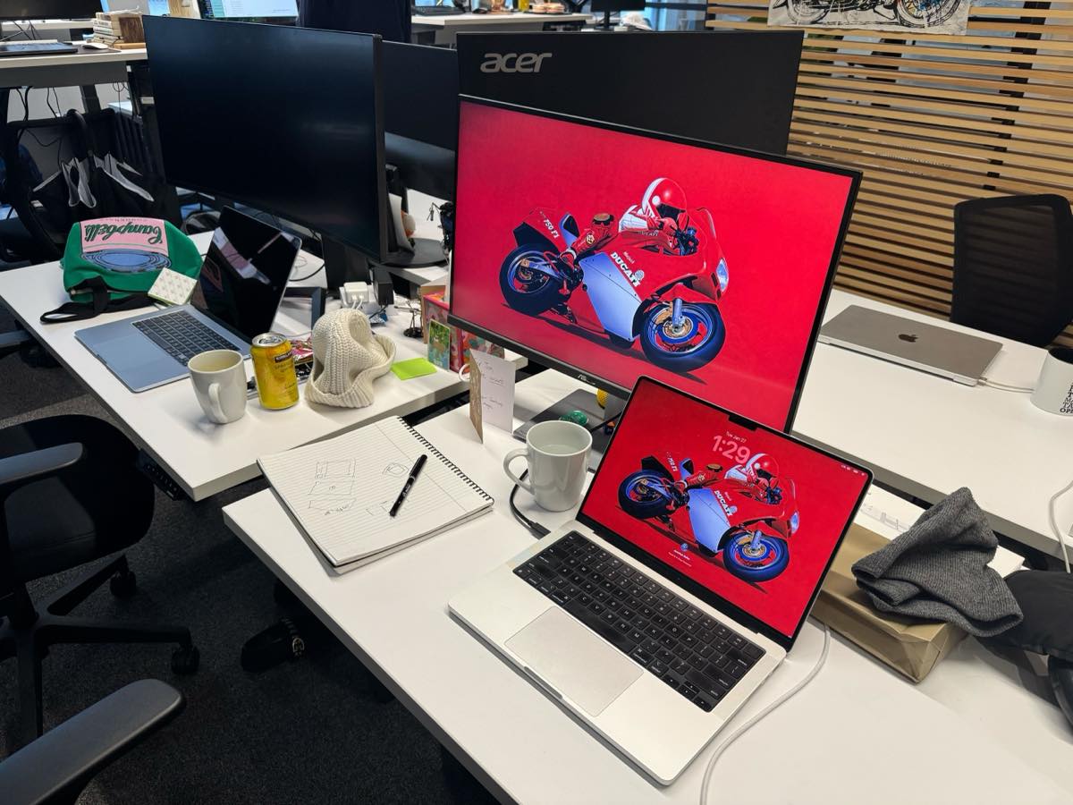 Workstation vibes
